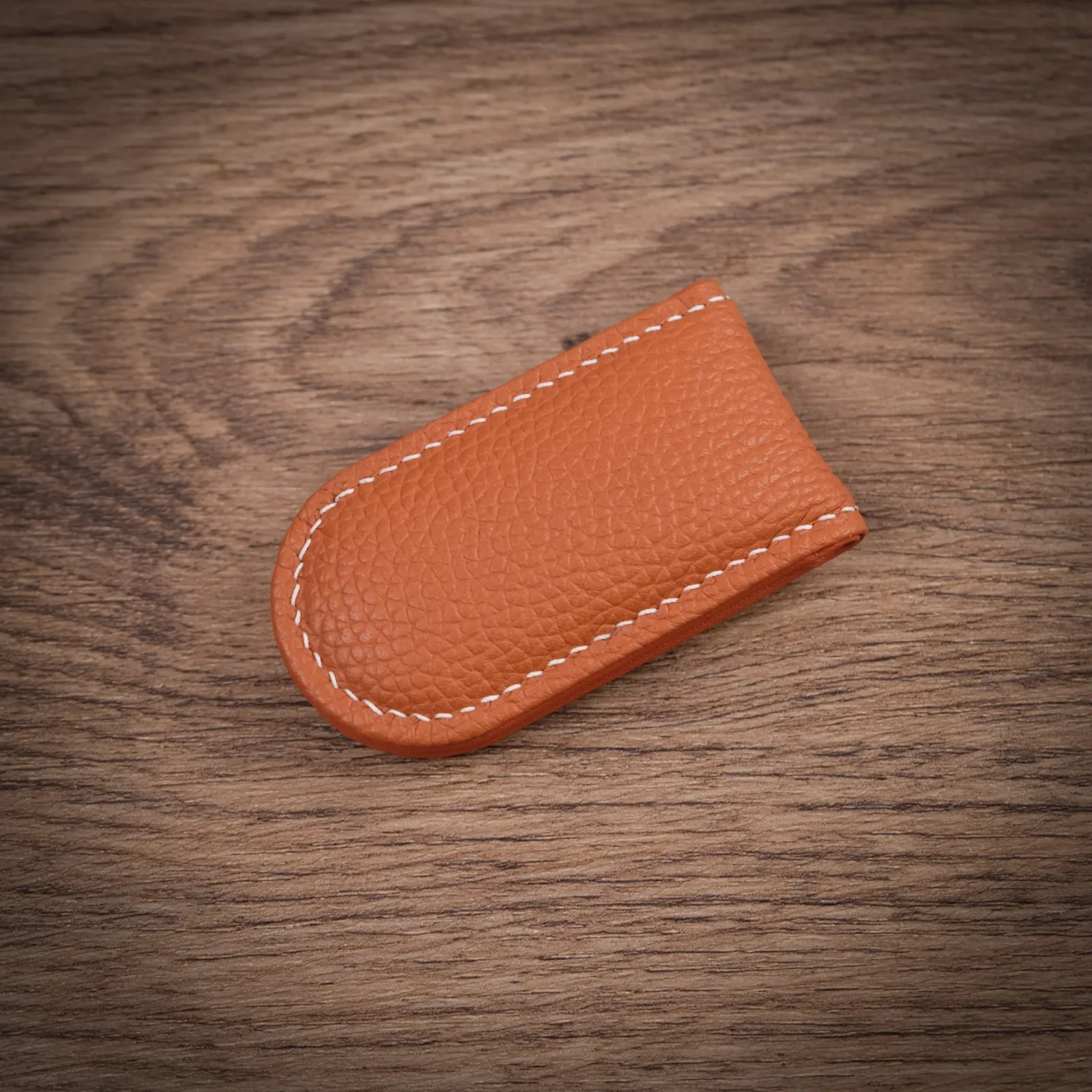 Ảnh Studio Money clip - KOI Leather