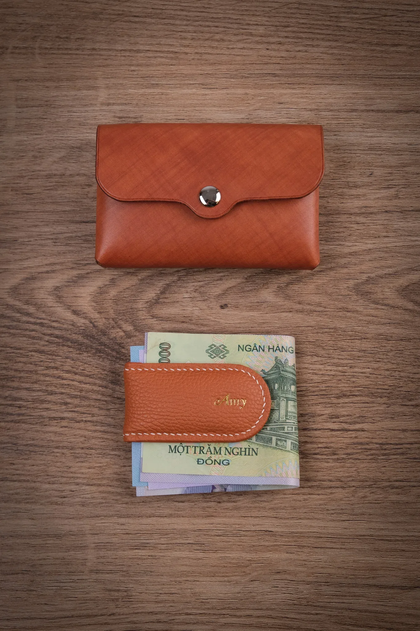 Ảnh Studio Money clip - KOI Leather