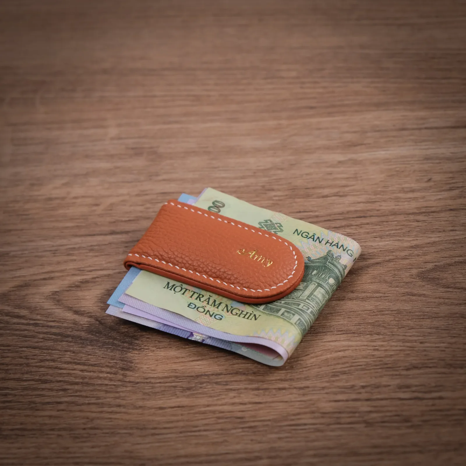 Ảnh Studio Money clip - KOI Leather