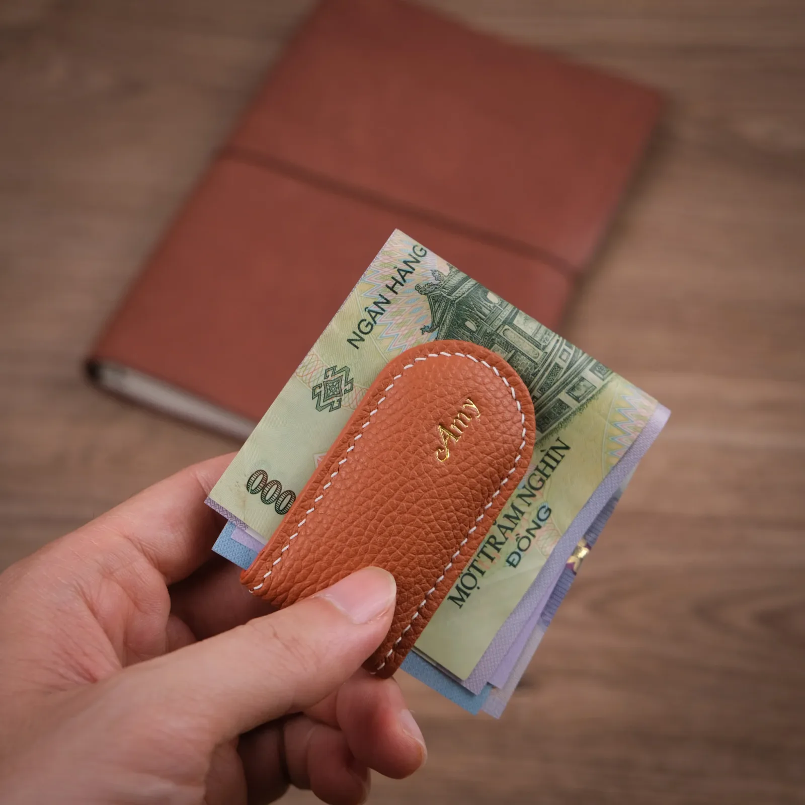 Ảnh Studio Money clip - KOI Leather