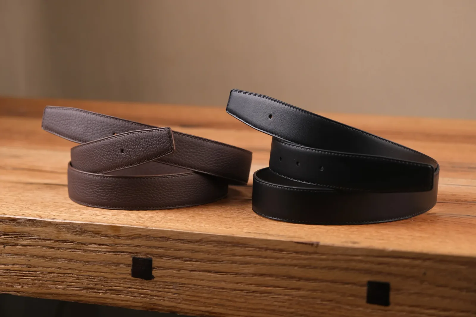 Ảnh Studio Dây nịt - KOI Leather