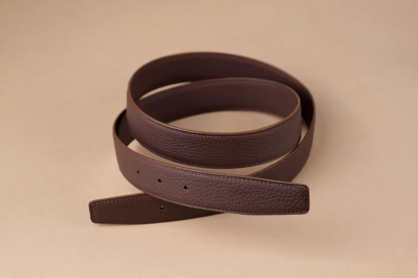 Ảnh Studio Dây nịt - KOI Leather