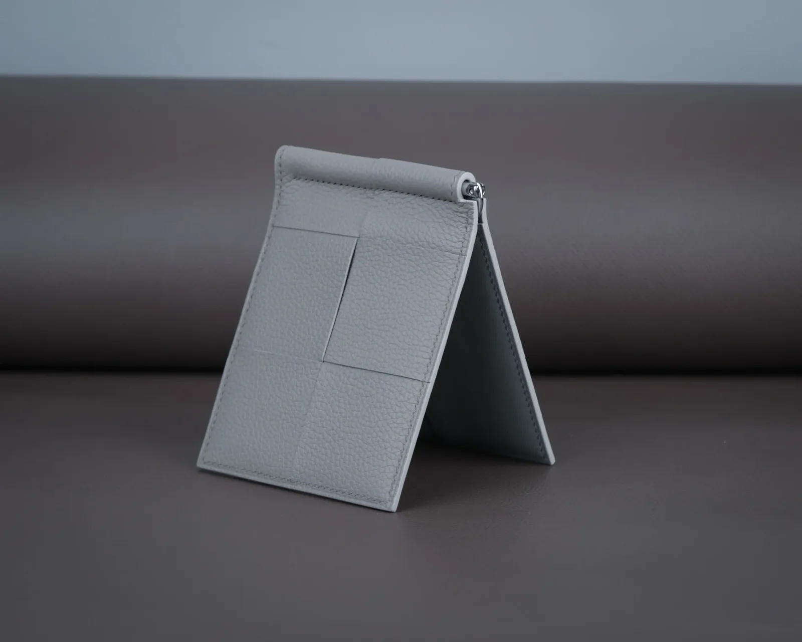 Ảnh Studio Ví thẻ kẹp tiền - Koi Leather