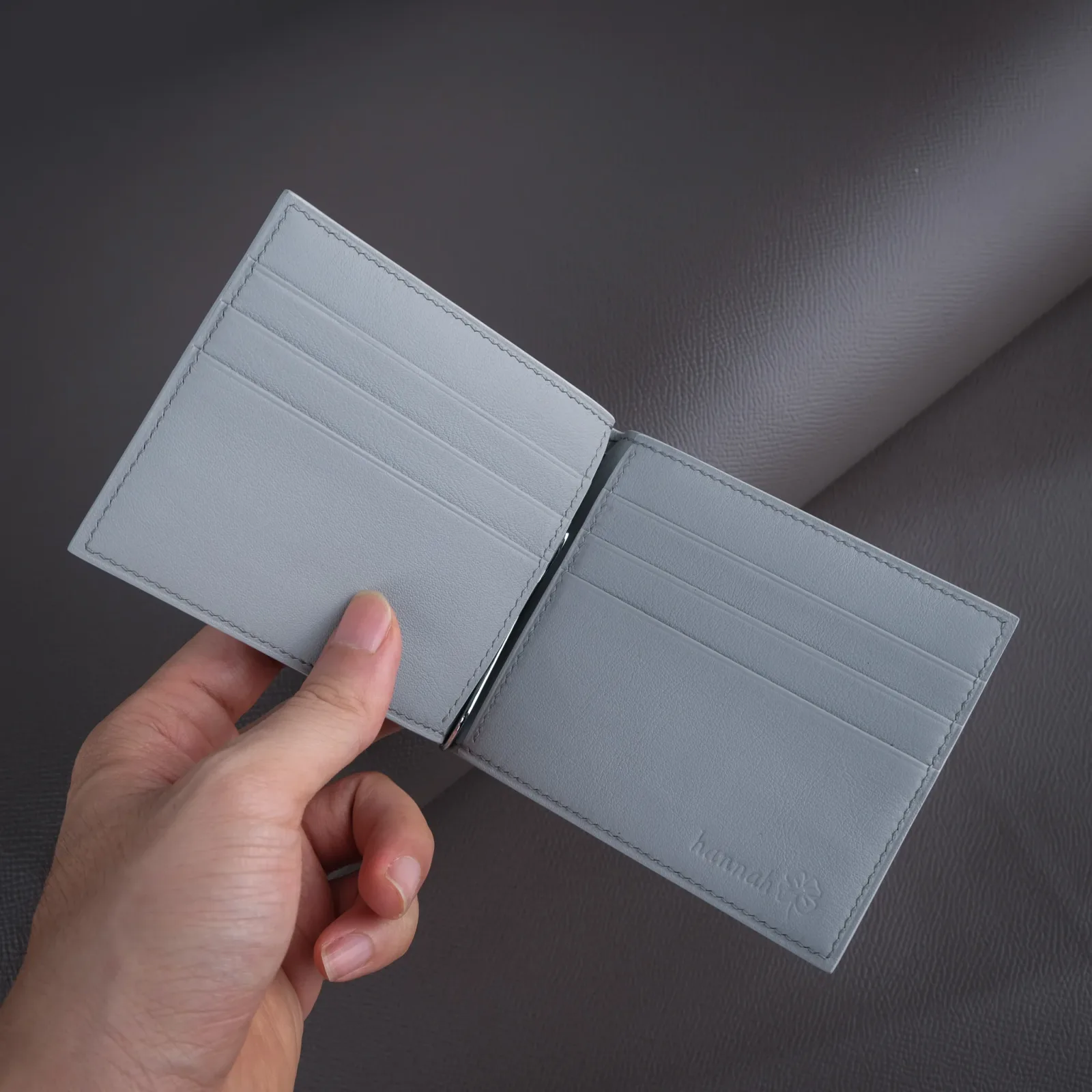 Ảnh Studio Ví thẻ kẹp tiền - Koi Leather