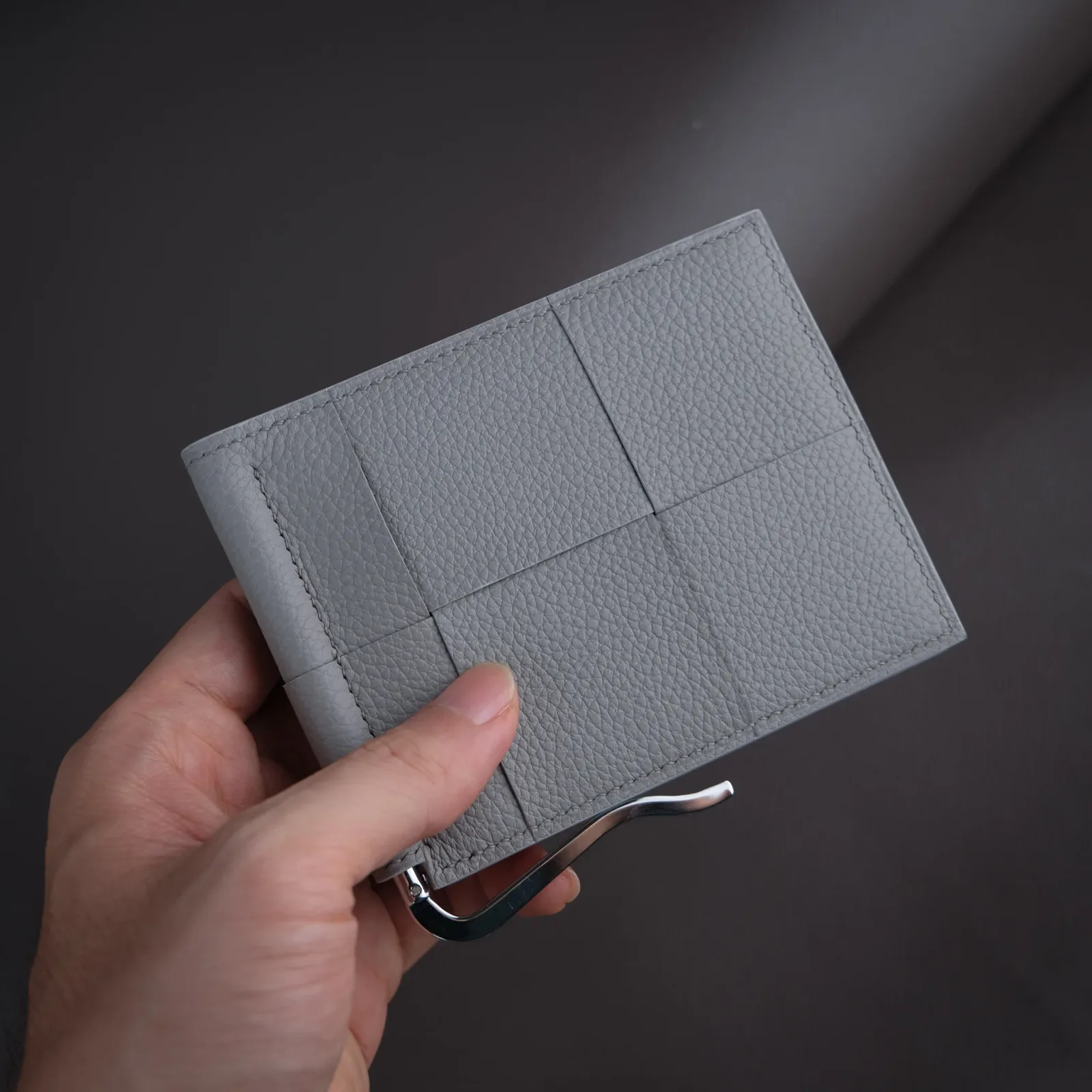 Ảnh Studio Ví thẻ kẹp tiền - Koi Leather