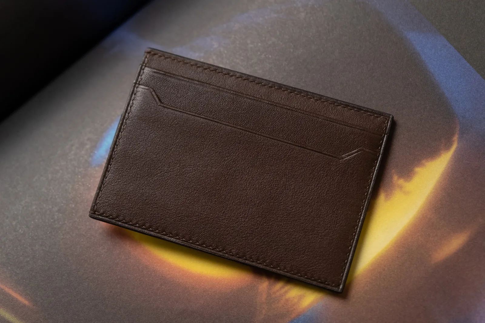 Ảnh Studio Ví kẹp tiền da màu nâu sẫm kẹp kim loại - Koi Leather