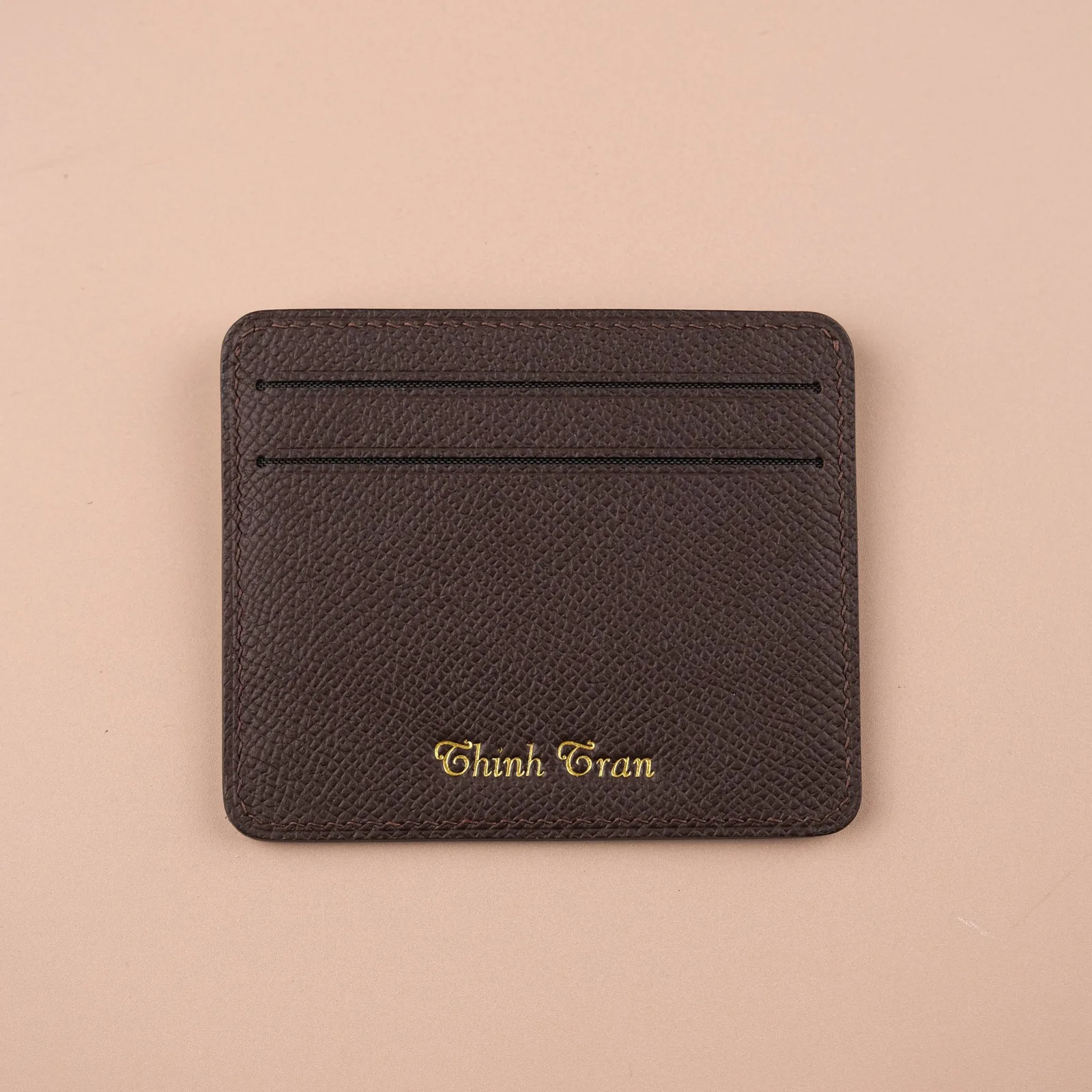 Ảnh Studio Ví thẻ Senot da Epsom nâu đậm phối màu - Koi Leather