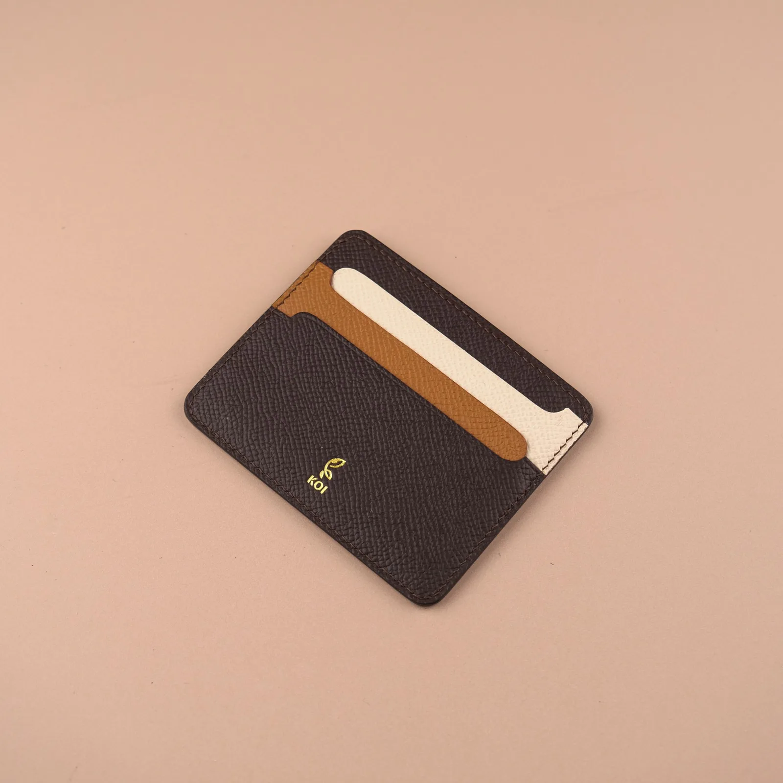 Ảnh Studio Ví thẻ Senot da Epsom nâu đậm phối màu - Koi Leather