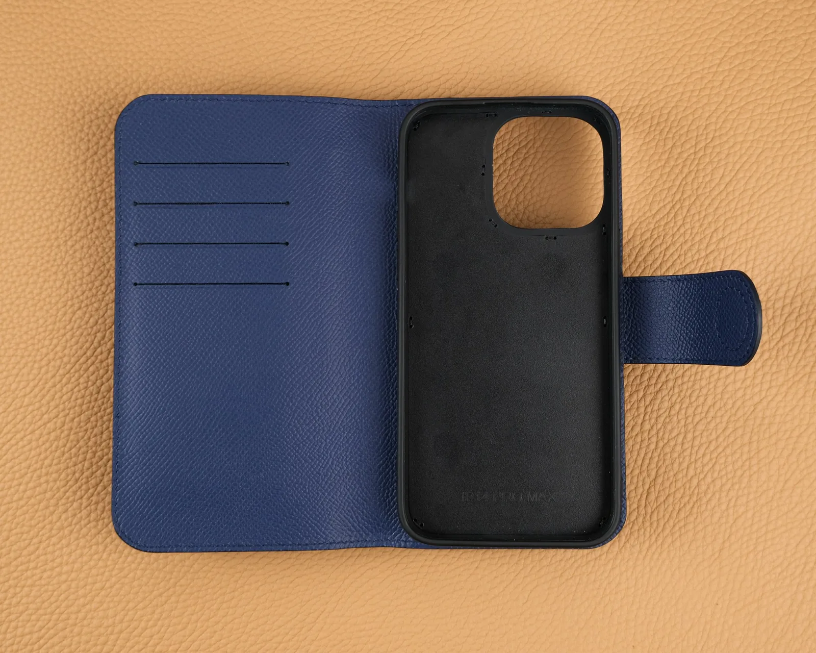 Ảnh Studio Bao da điện thoại dạng ví da Epsom màu xanh dương - Koi Leather