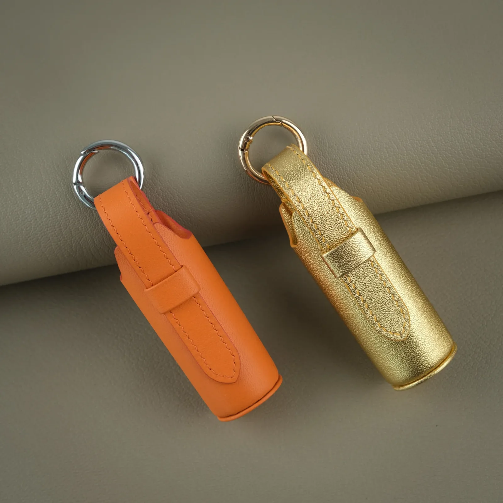 Ảnh Studio charm son - KOI Leather