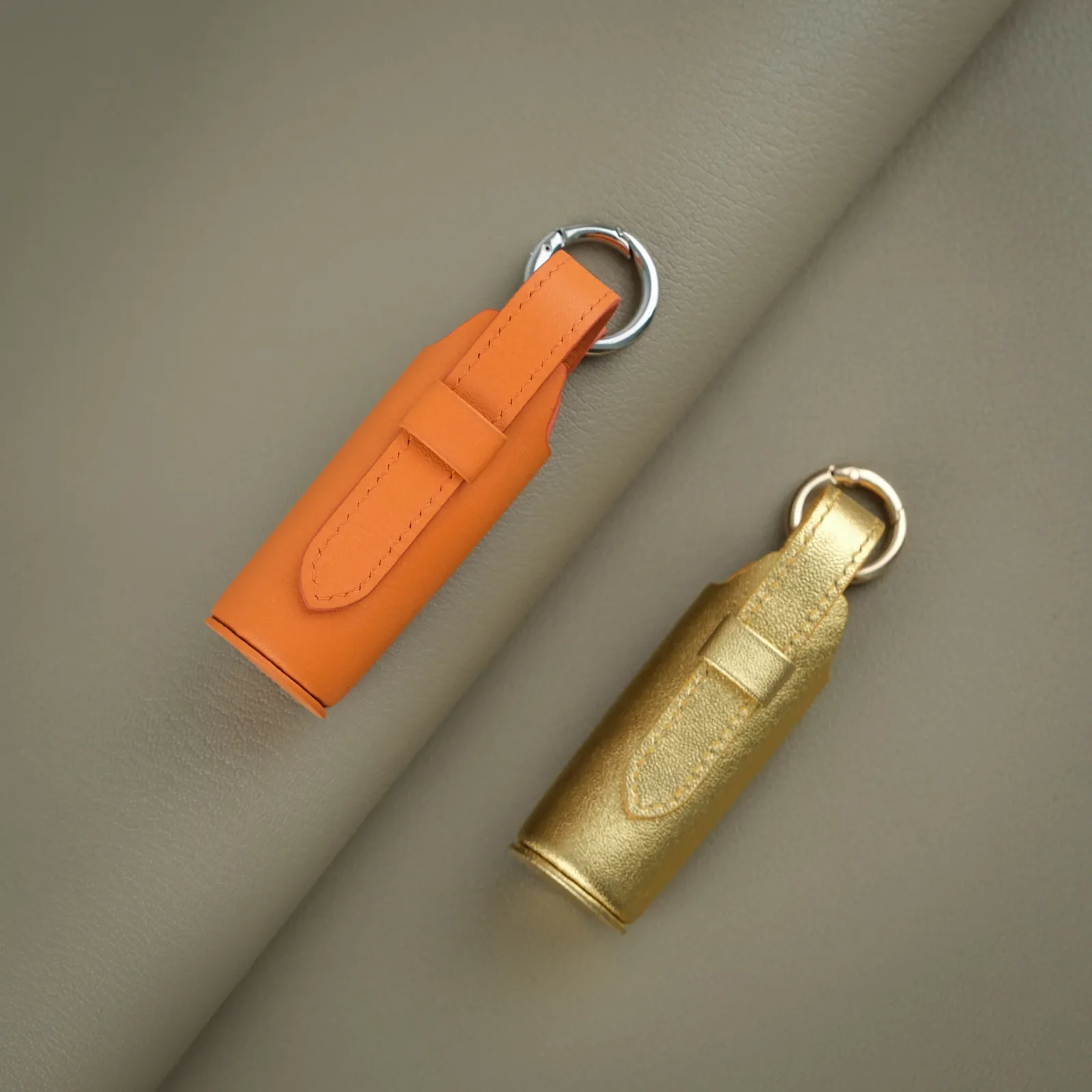 Ảnh Studio charm son - KOI Leather