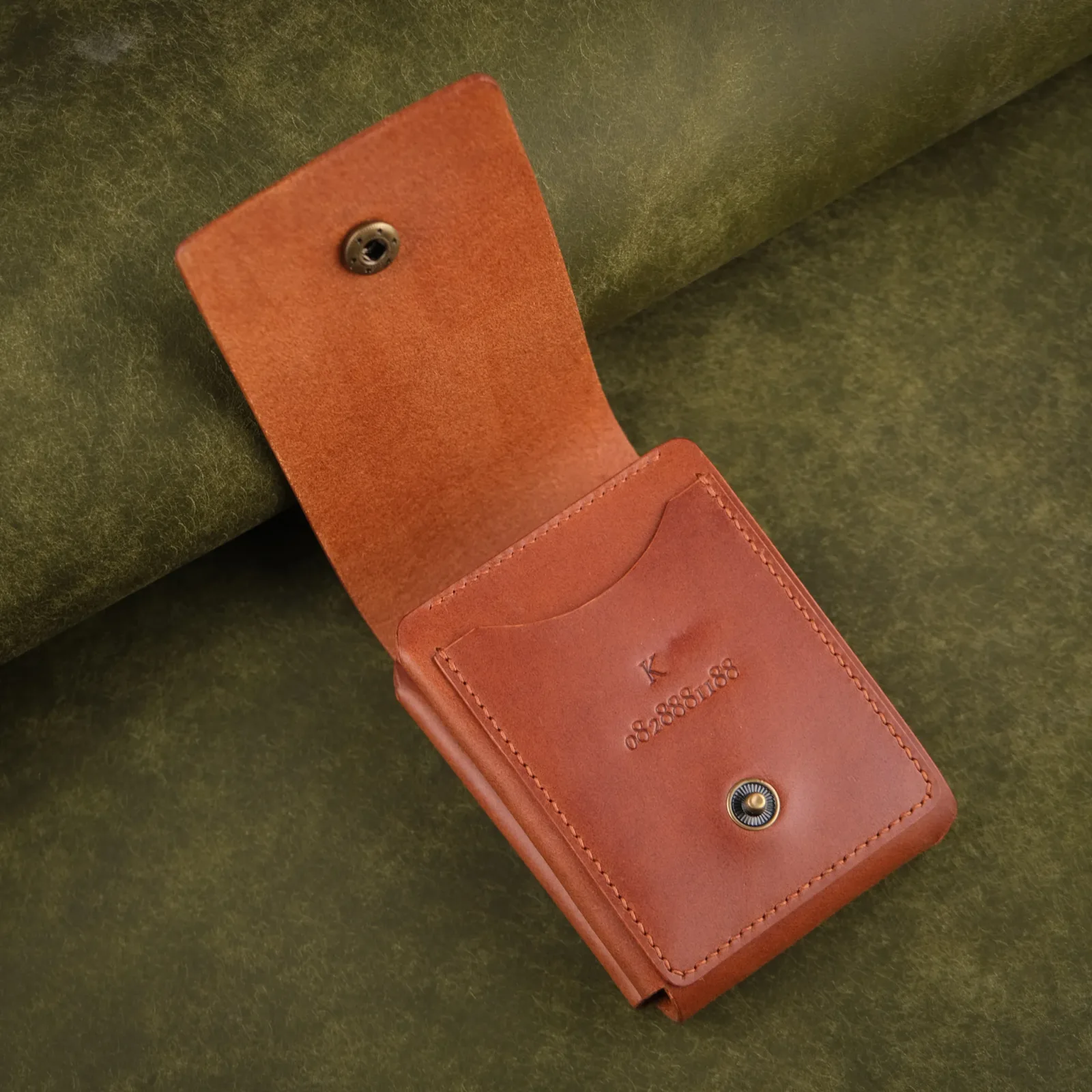 Ảnh Studio Ví gập 3 Butero - KOI Leather
