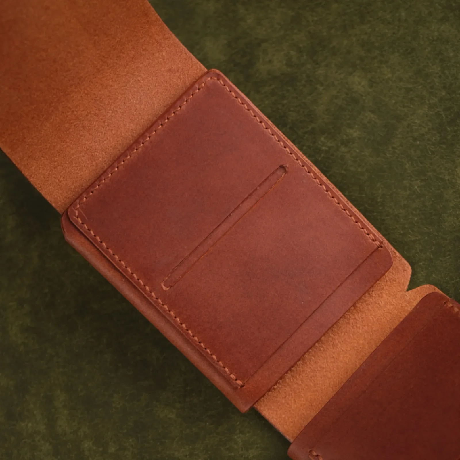 Ảnh Studio Ví gập 3 Butero - KOI Leather