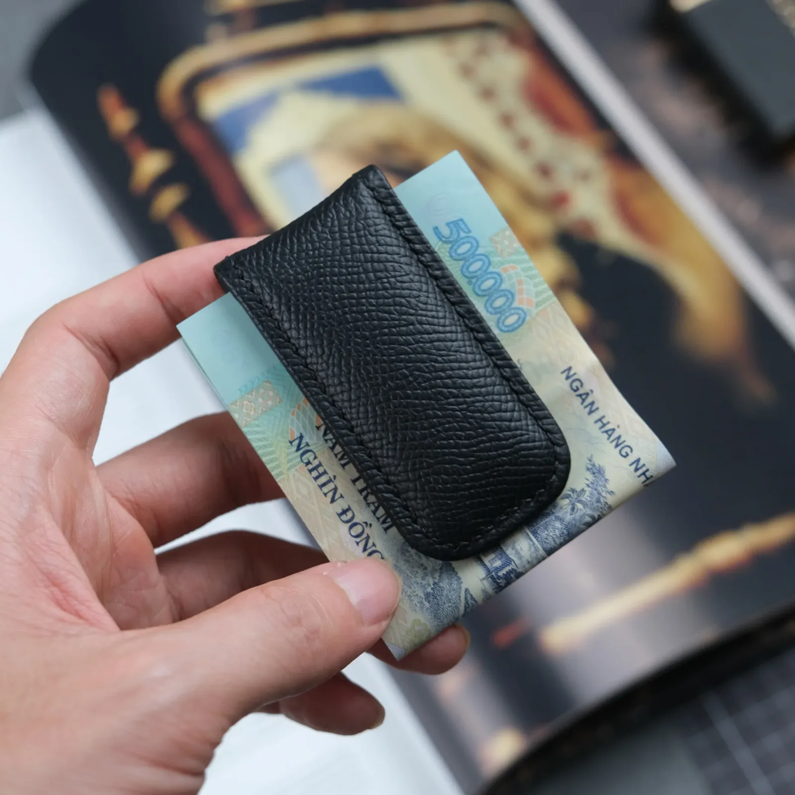 Ảnh Studio Moneyclip - Koi Leather