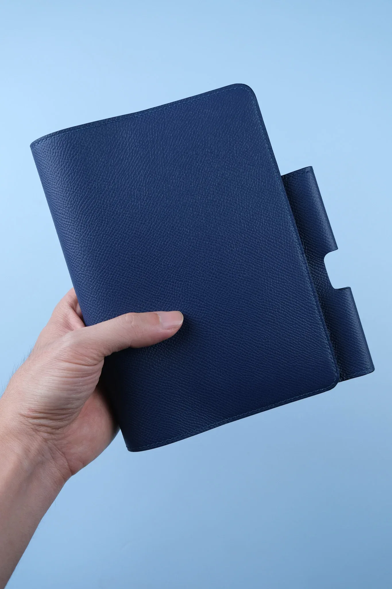 Ảnh Studio Sổ tay da epsom B6 - Koi Leather