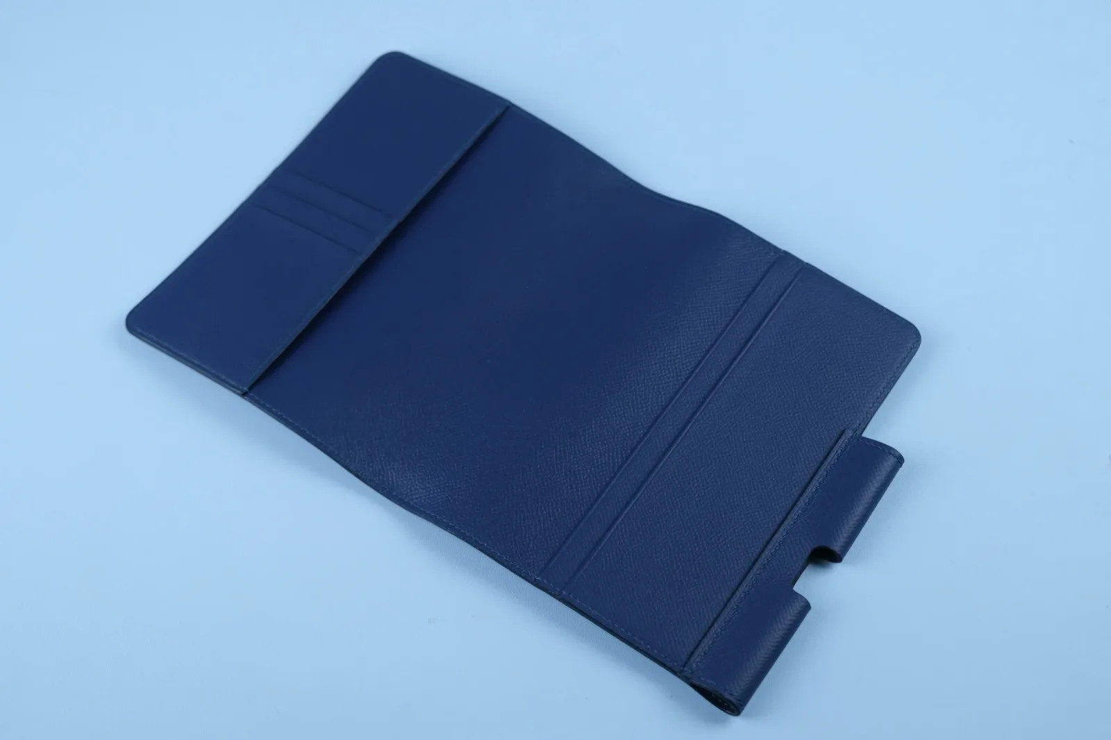 Ảnh Studio Sổ tay da epsom B6 - Koi Leather