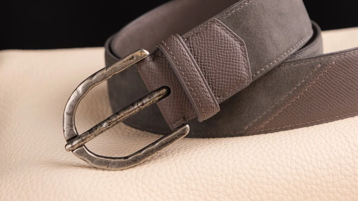 Ảnh Studio Dây lưng da Nubuck phối da Epsom màu xám - Koi Leather