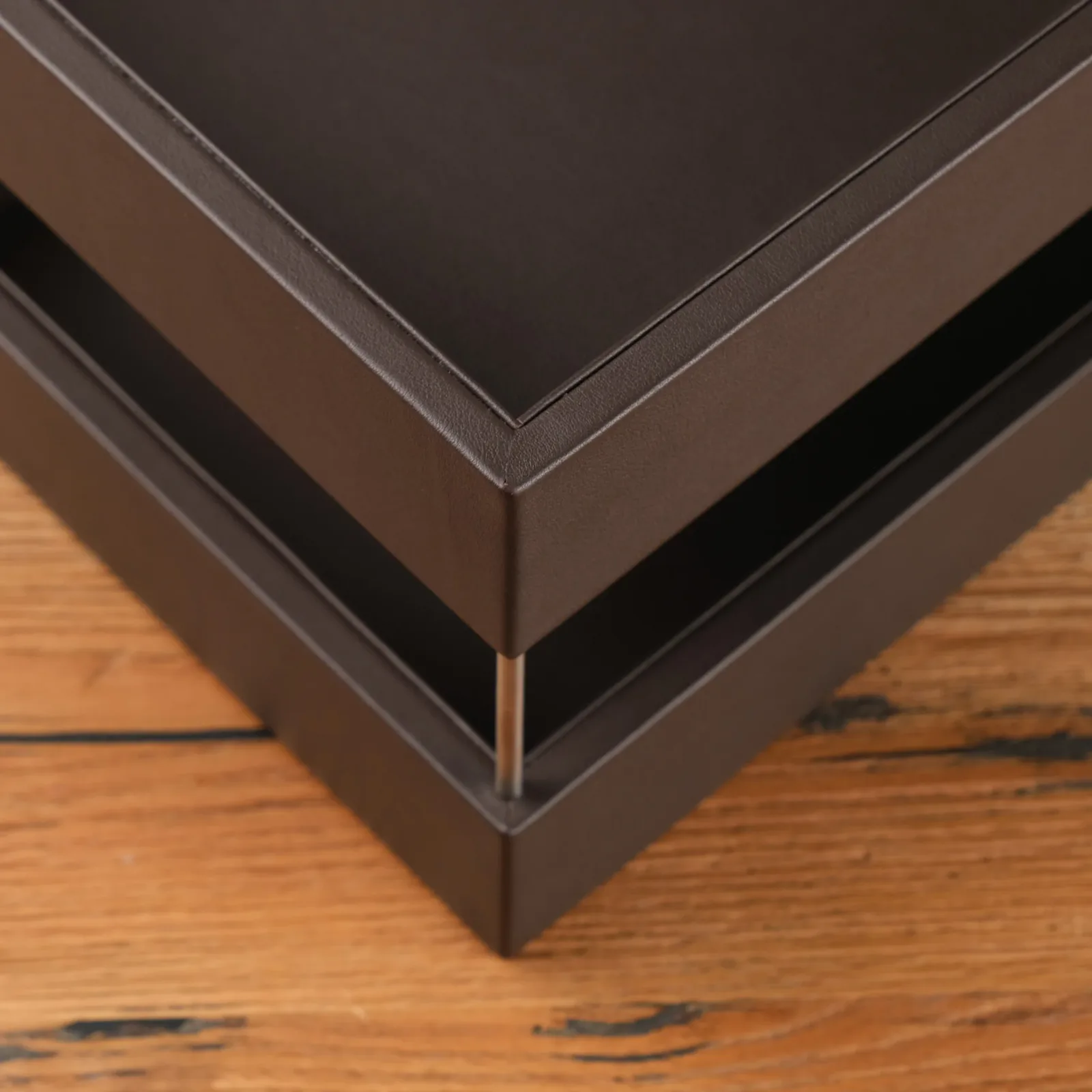 Ảnh Studio Kệ văn phòng 2 tầng - Koi Leather