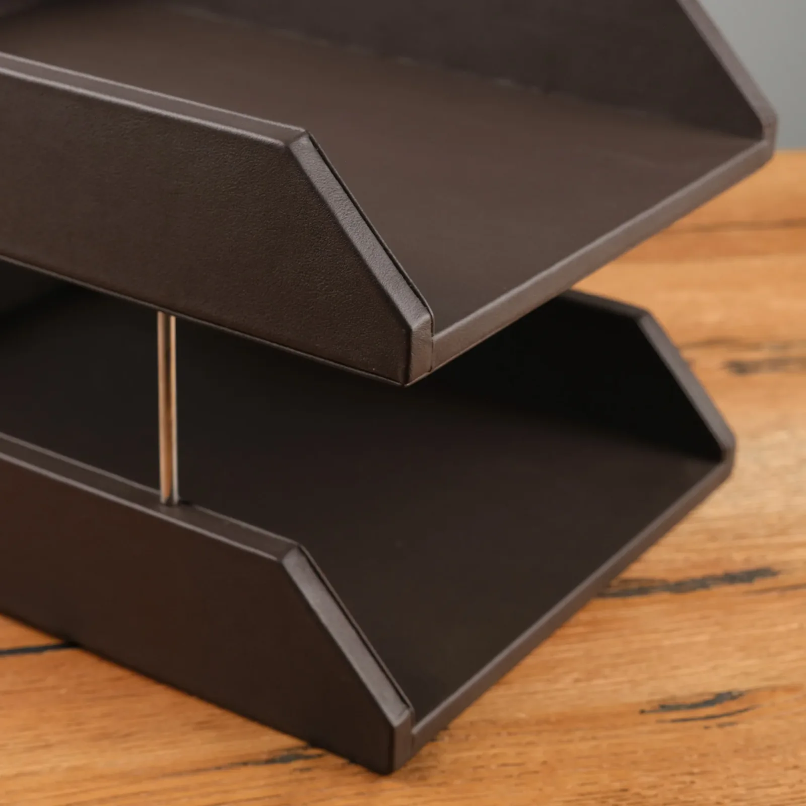 Ảnh Studio Kệ văn phòng 2 tầng - Koi Leather