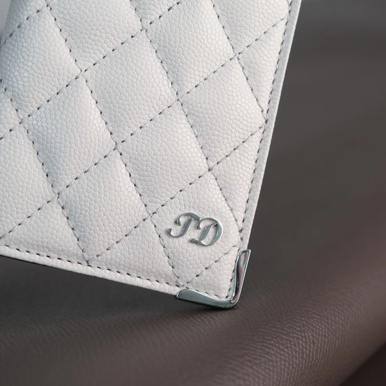 Ảnh Studio Long Moneyclip - Ví dài kẹp tiền - Koi Leather