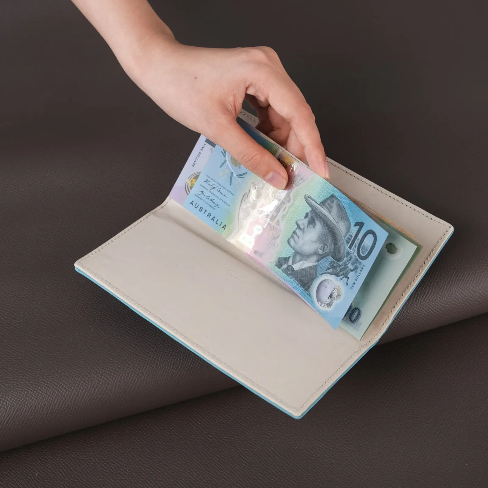 Ảnh Studio Long Moneyclip - Ví dài kẹp tiền - Koi Leather