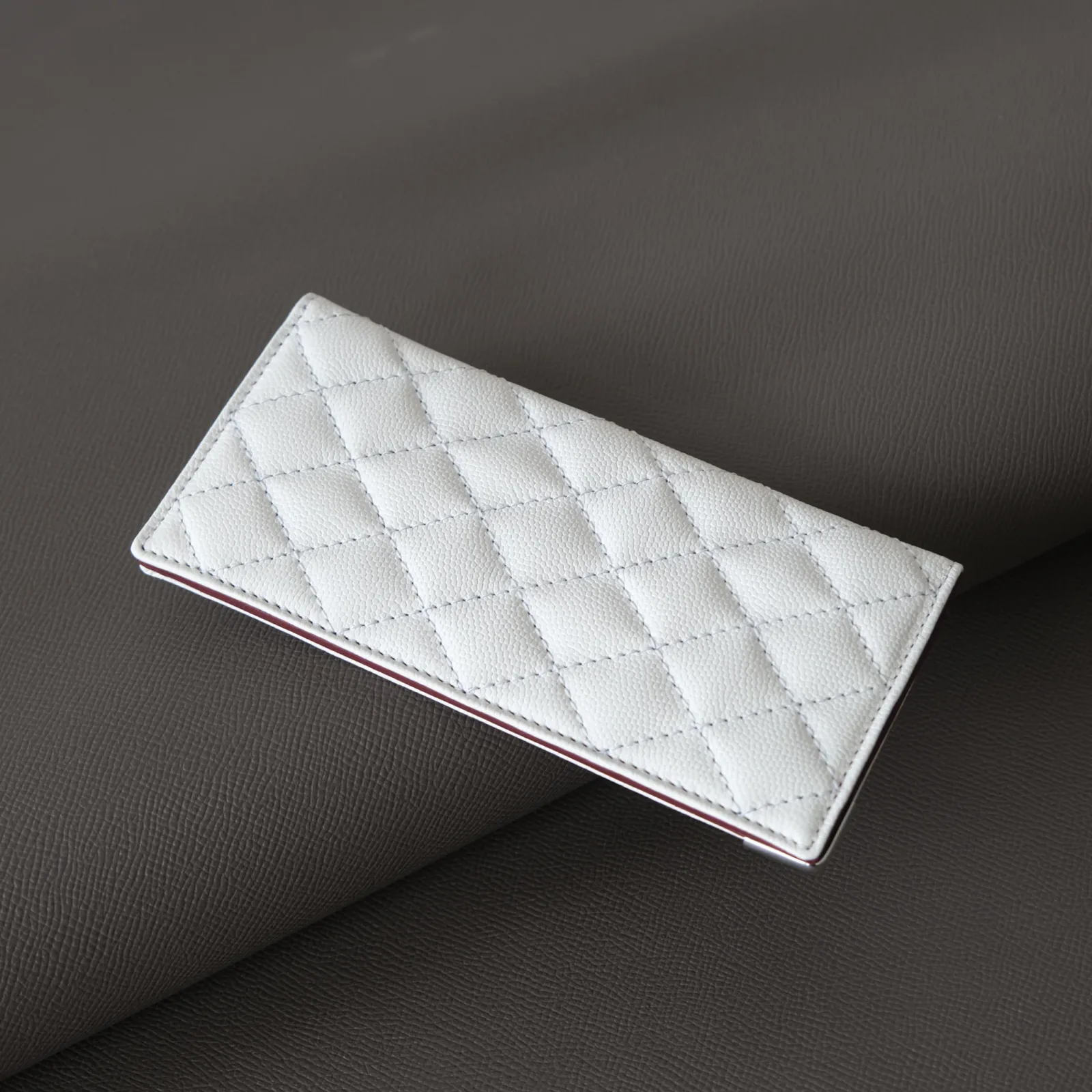 Ảnh Studio Long Moneyclip - Ví dài kẹp tiền - Koi Leather