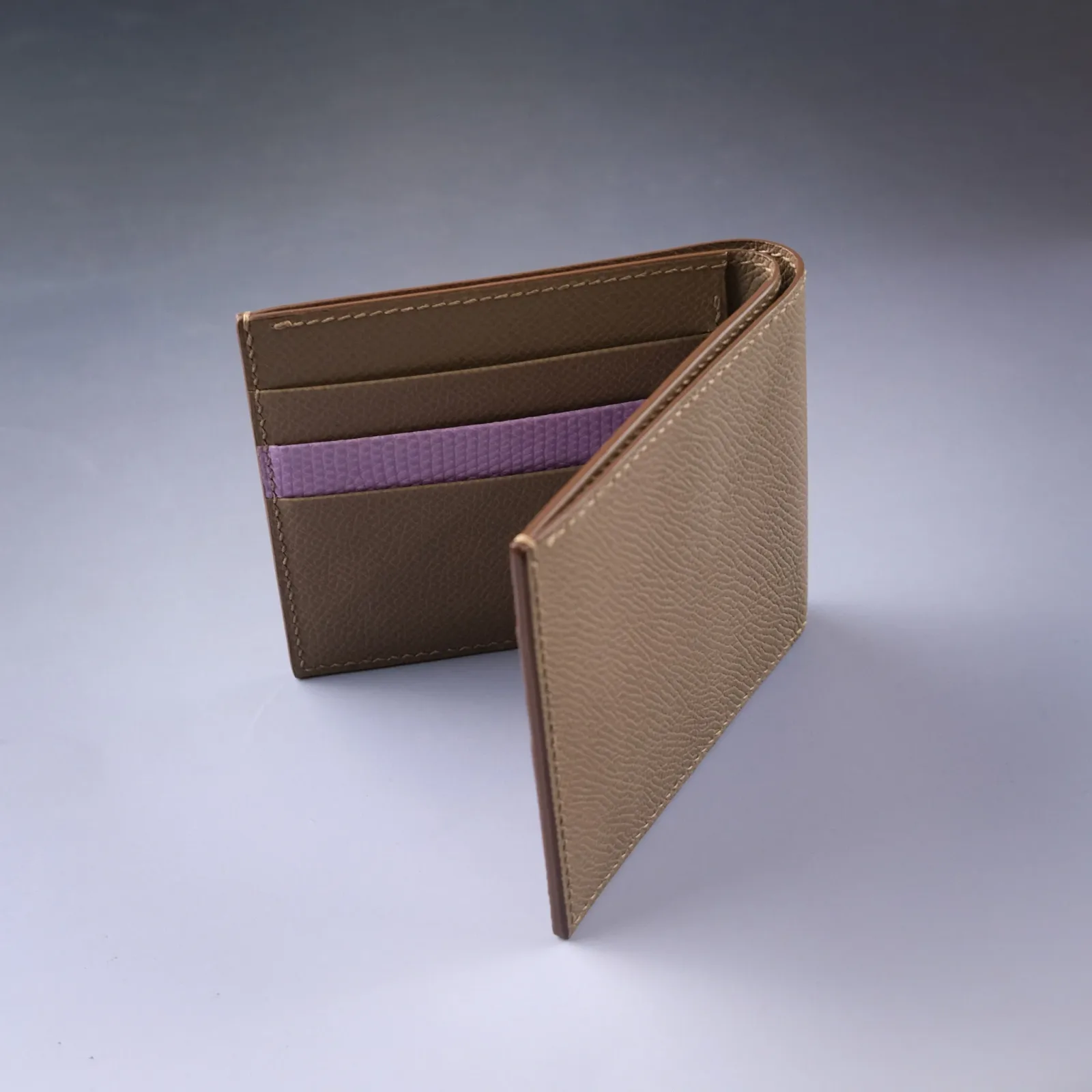 Ảnh Studio ví - Koi Leather