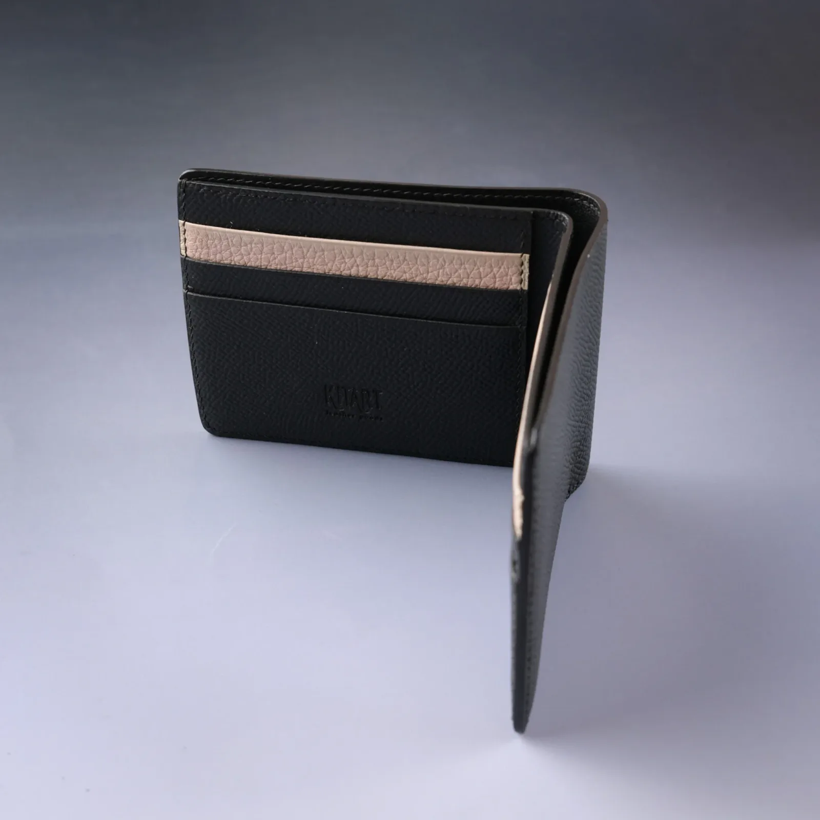Ảnh Studio ví - Koi Leather