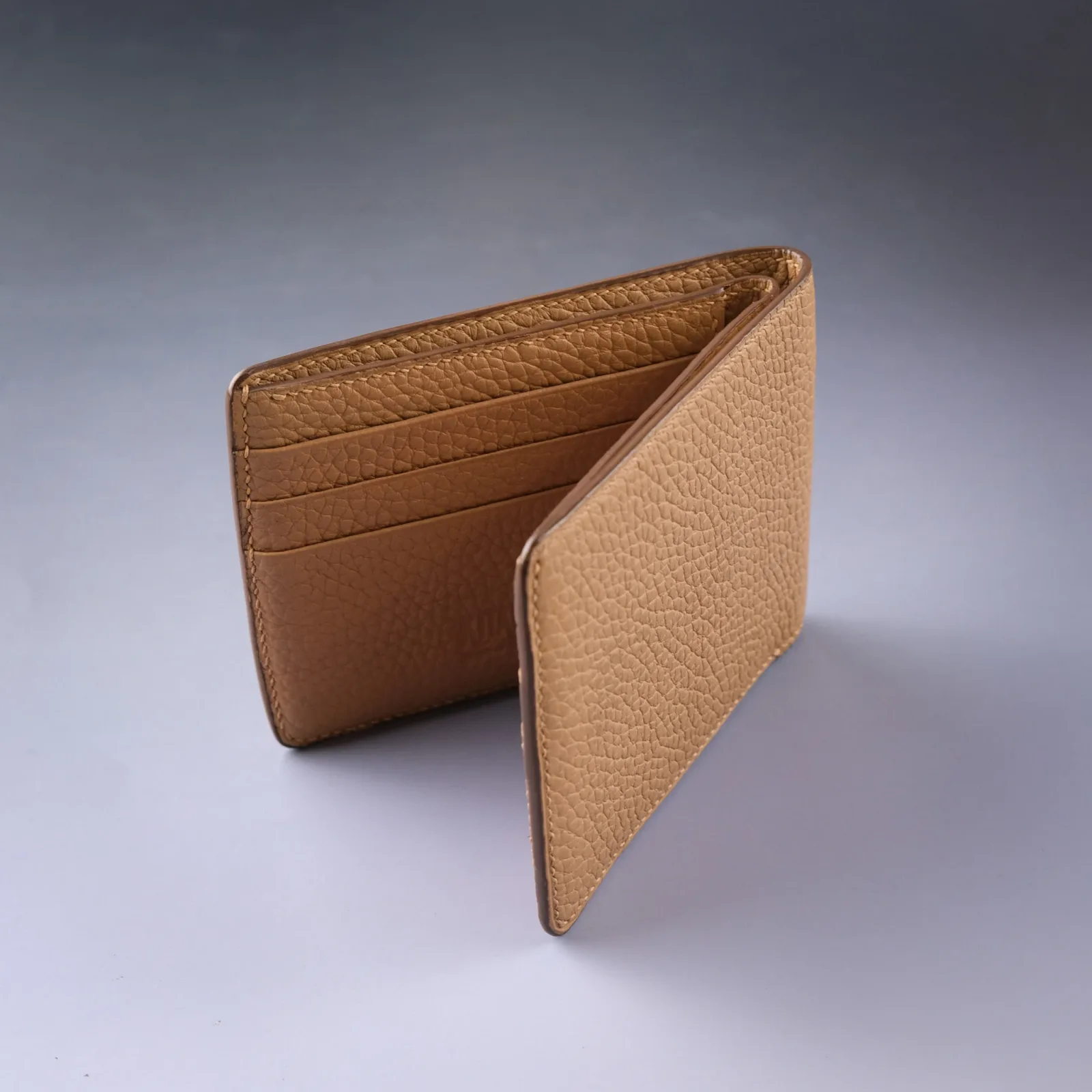 Ảnh Studio ví - Koi Leather