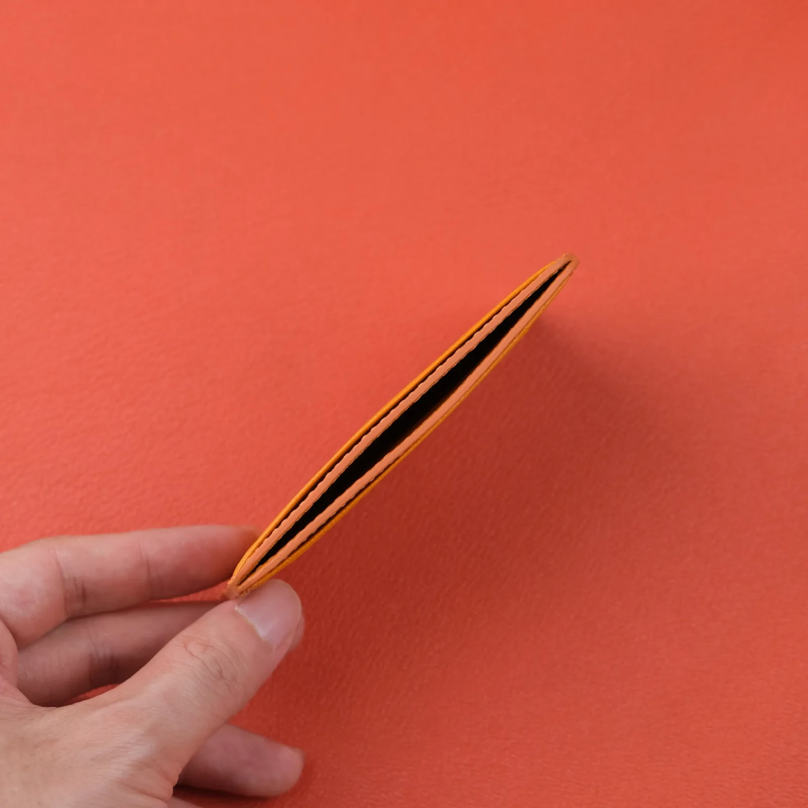 Cardholder bo gốc trên — ảnh 5, KOI Leather