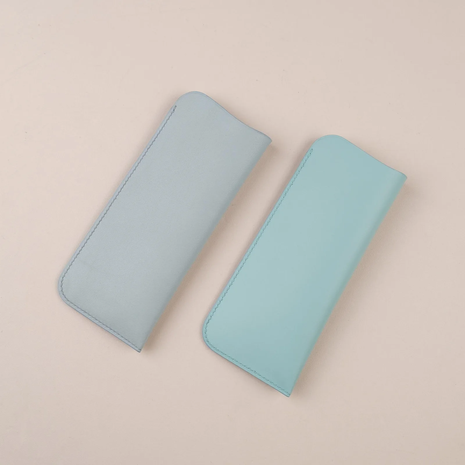 Bao Da Kính Mắt Da Swift Xanh Mint – Khắc Tên Theo Yêu Cầu