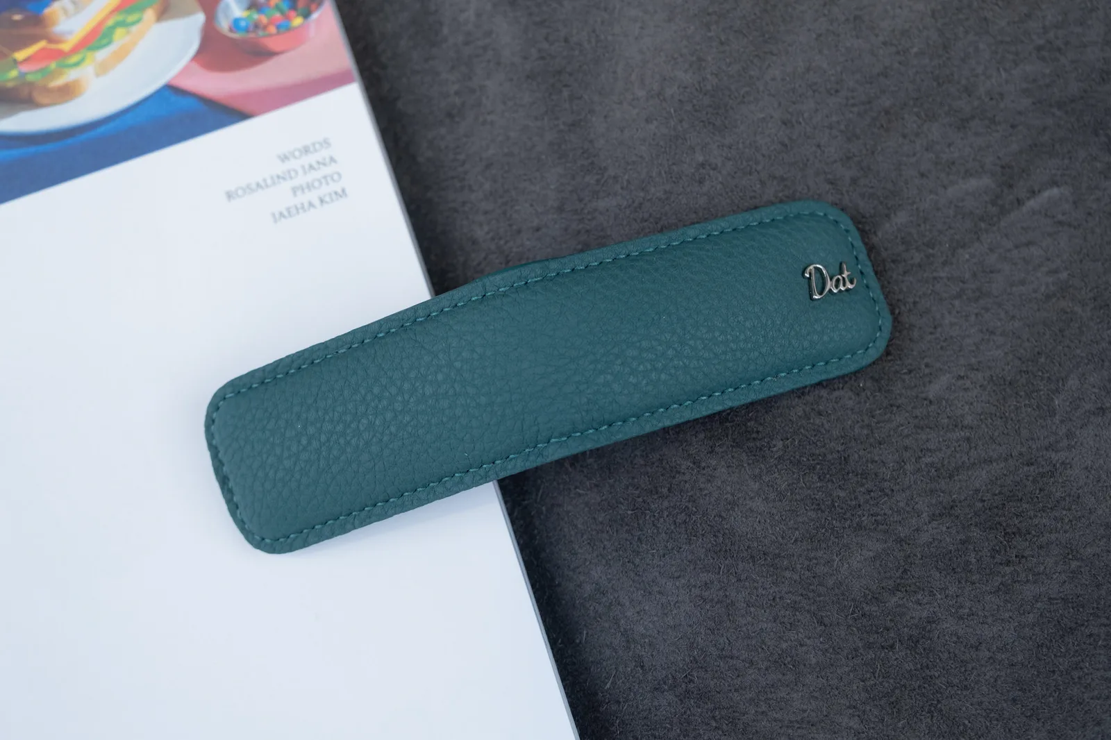 Money Clip Thiết kế Tag Logo/Tên  - Da Togo - Xanh Lá - Hình 3