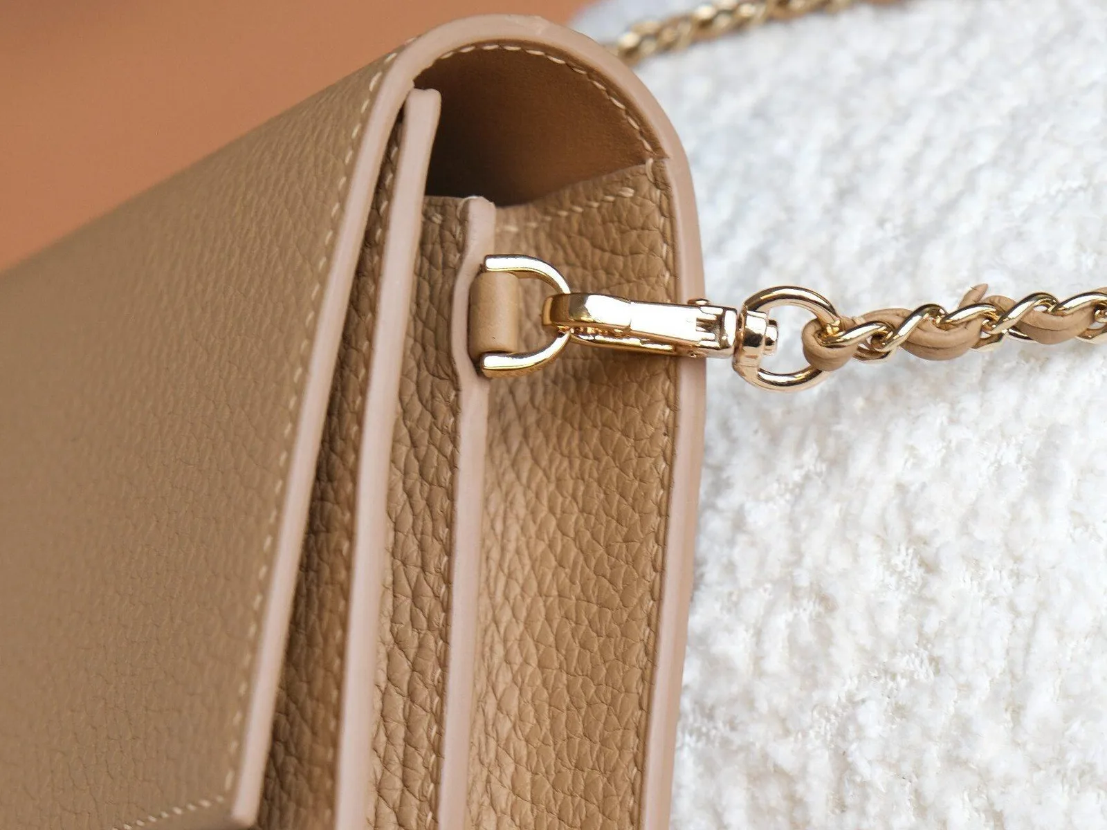 Wallet On Chain - Da Clemence - BurlyWood - Hình 11