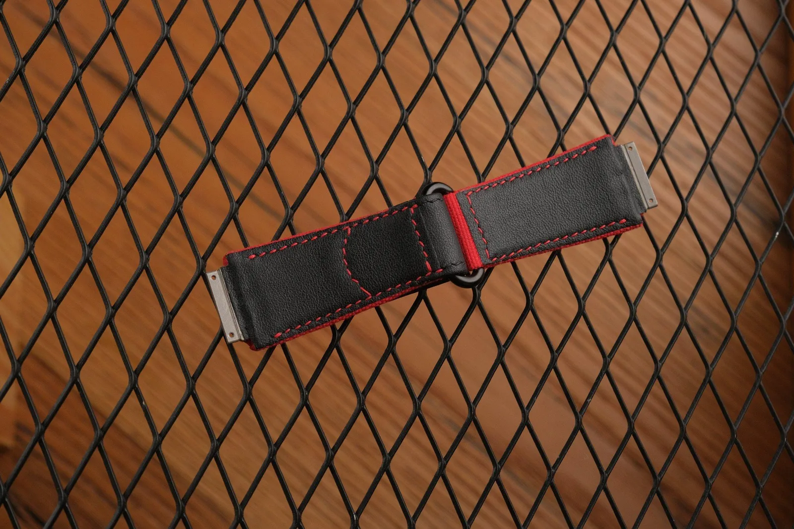 Dây Da Đồng Hồ - Canvas x Swift Calfskin - Red x Black - Hình 6