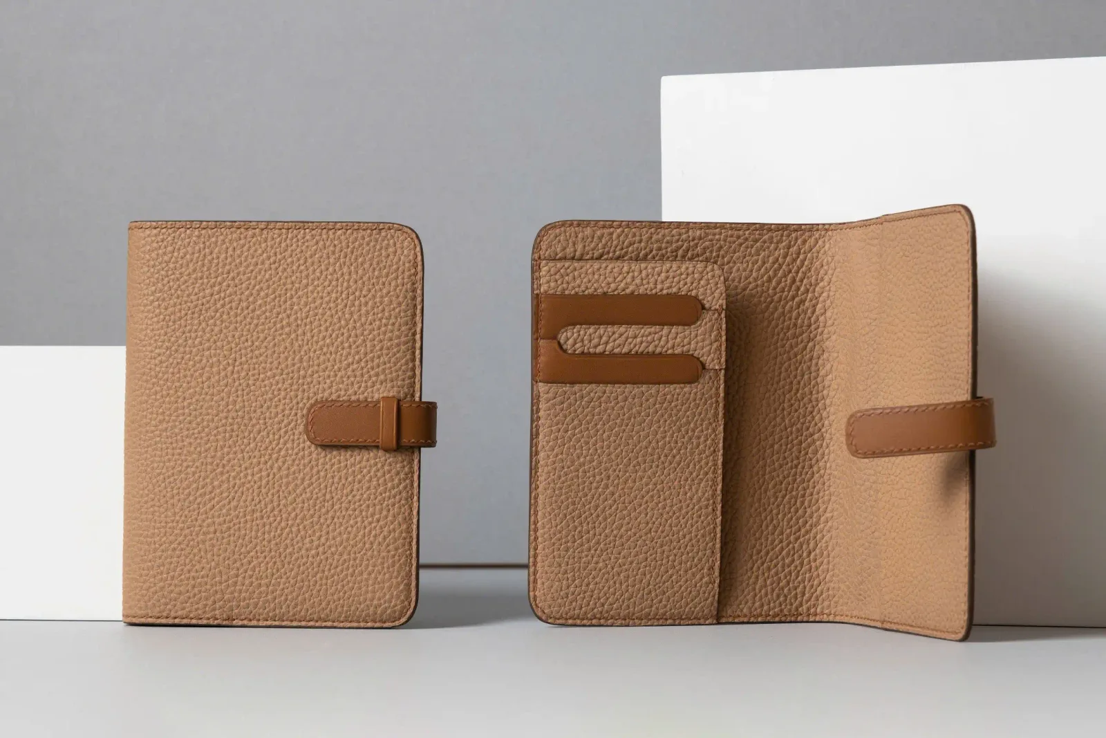 Bộ Sưu Tập PassPort Cover - Da Espom - Hình 3