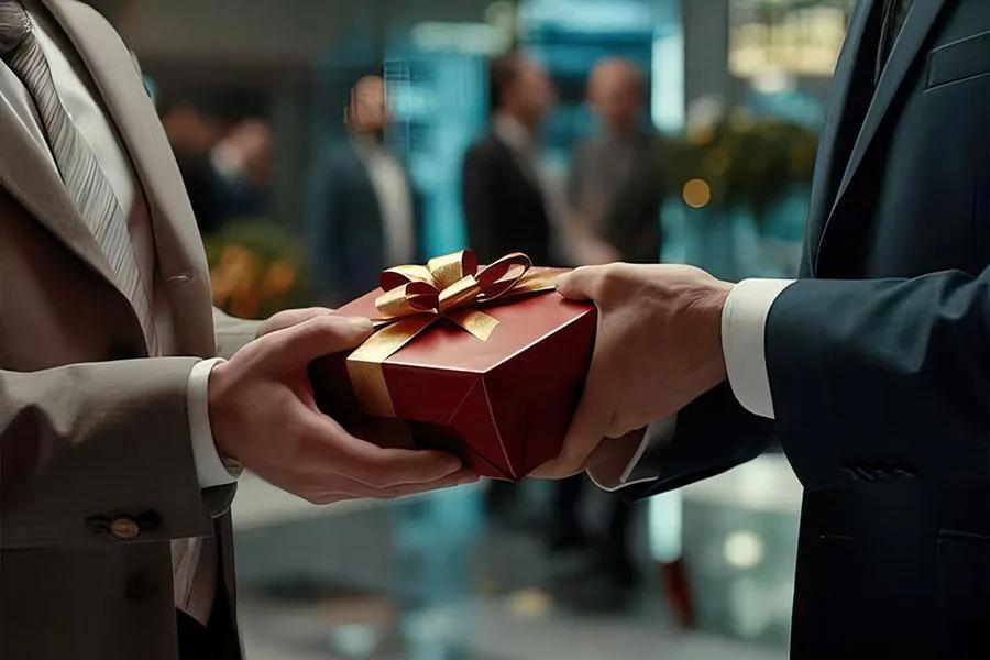 Gợi ý 7+ Quà Tặng Dịp Tết Và Cuối Năm Ý Nghĩa Sang Trọng