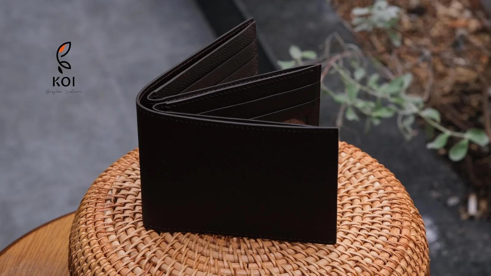 Men's Wallet — Fine-Grain Calfskin, Dark Red